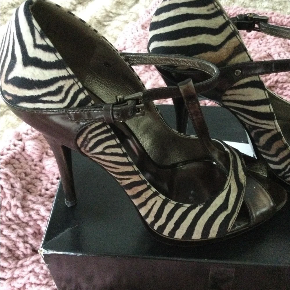 Ladies animal print heels - Picture 1 of 7